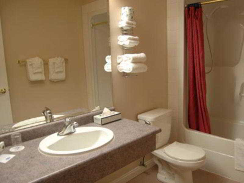 White Crystal Inn Big White Exterior foto